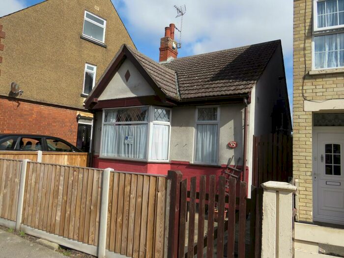 2 Bedroom House To Rent In Winnipeg Road, Lowestoft, NR32