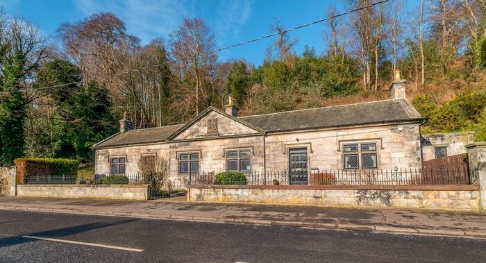 3 Bedroom Detached House For Sale In Low Causeway, Culross, Dunfermline, KY12