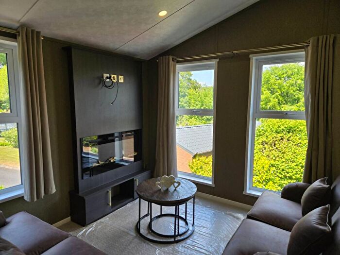 2 Bedroom Lodge For Sale In Bala, North Wales, LL23