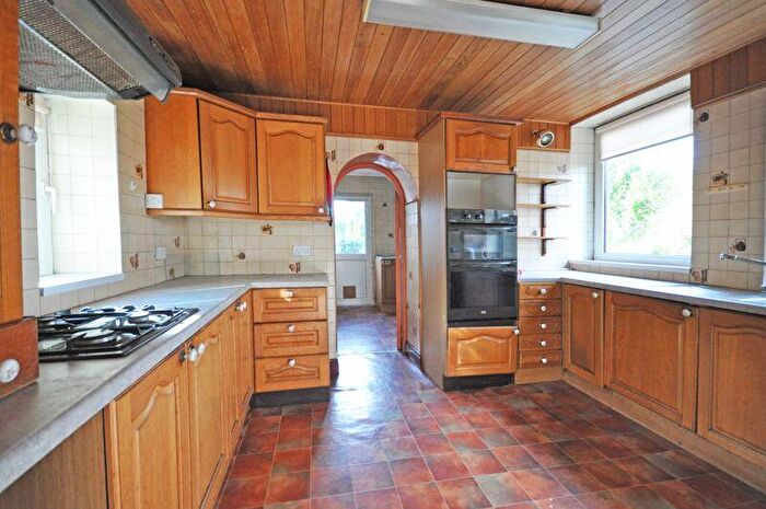 4 Bedroom Detached House For Sale In Station House, Caerphilly Road, Rhiwderin, NP10