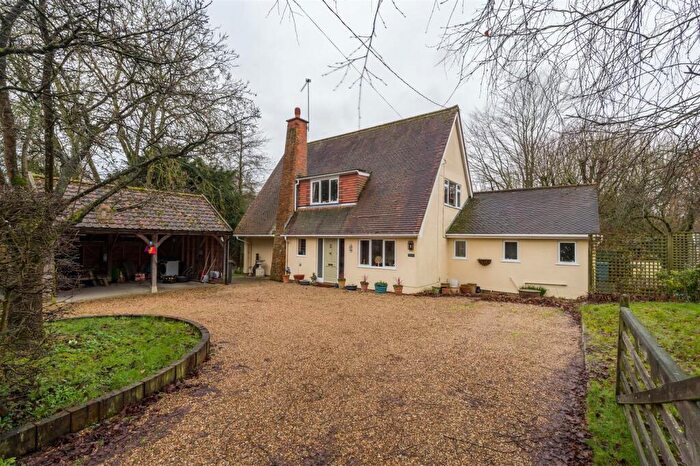 3 Bedroom Detached House For Sale In Whiteleys, Monks Eleigh, IP7