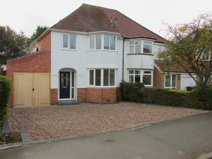 3 Bedroom Semi-Detached House To Rent In Wherretts Well Lane, Solihull, B91