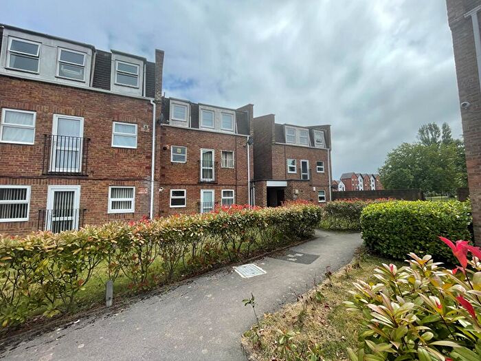 2 Bedroom Apartment To Rent In Broughton Grange, Swindon, SN3