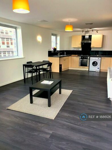 2 Bedroom Flat To Rent In Centreway Apartments, Ilford, IG1