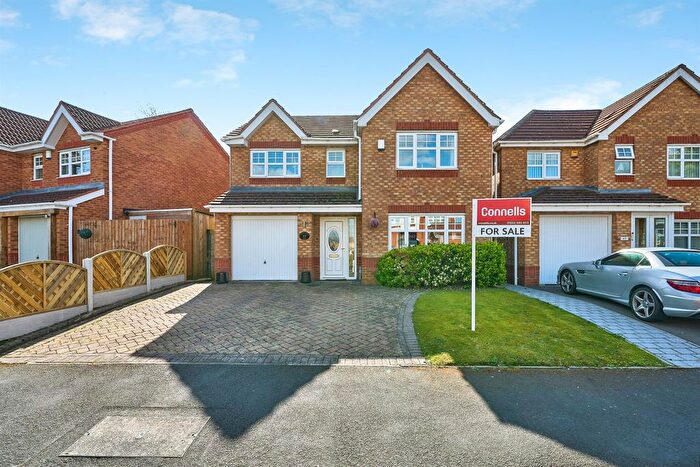 4 Bedroom Detached House For Sale In Stephenson Way, Hednesford, Cannock, WS12