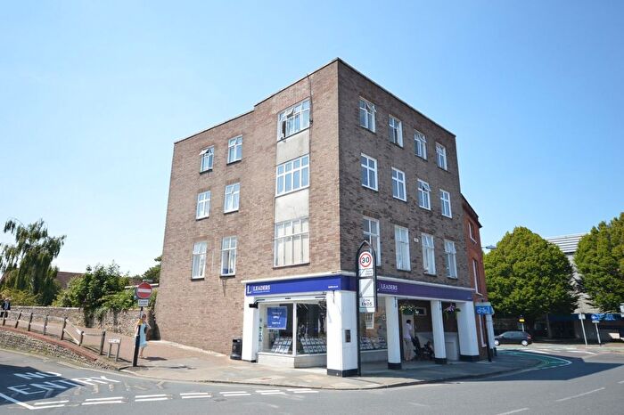 2 Bedroom Flat To Rent In Flat, Northgate, Chichester, West Sussex, PO19