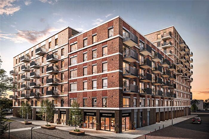 2 Bedroom Flat For Sale In Claxton House, Danestrete, Stevenage, Hertfordshire, SG1