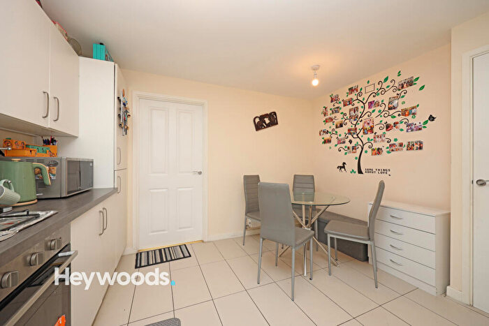 3 Bedroom Semi-Detached House For Sale In Waterloo Street, Stoke-on-Trent, Staffordshire, ST1