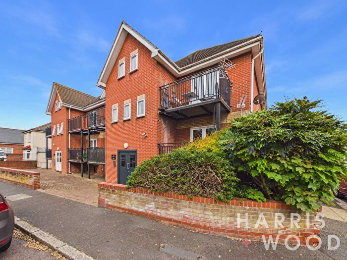 1 Bedroom Flat For Sale In Bay View Court, Stour Road, Harwich, Essex, CO12
