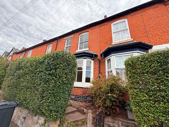 4 Bedroom Town House To Rent In Grange Road, Birmingham, B14