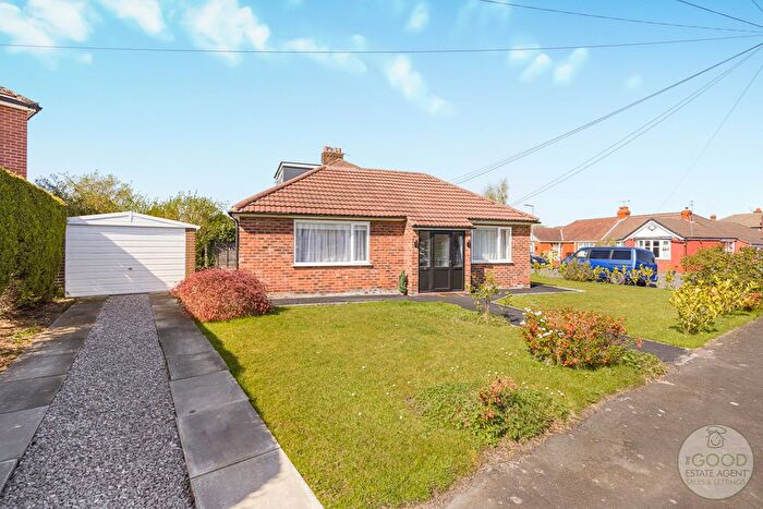 2 Bedroom Detached House For Sale In Oakdene Avenue, Heald Green, SK8