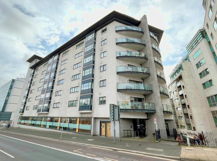2 Bedroom Flat To Rent In Exeter Street, City Centre, Plymouth, PL4