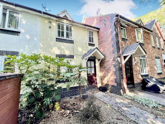 2 Bedroom Terraced House To Rent In Rosemary Gardens, Fareham, PO15