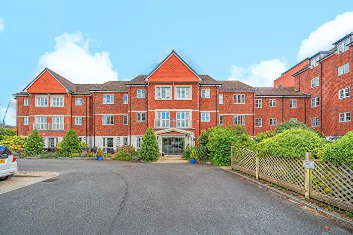 2 Bedroom Retirement Property For Sale In Maidenhead, Berkshire, SL6