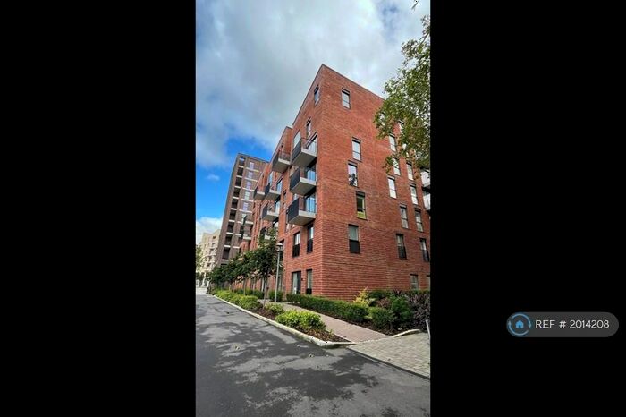 2 Bedroom Flat To Rent In Joseph Huntley Walk, Reading, RG1