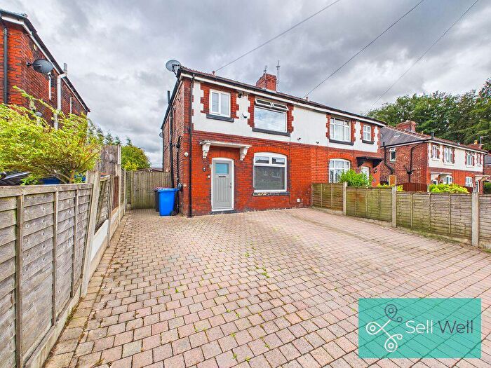 3 Bedroom Semi-Detached House For Sale In Armitage Avenue, Little Hulton, Worsley, M38