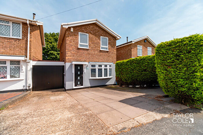 3 Bedroom Detached House To Rent In Briar, Amington, B77