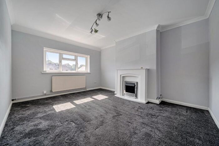 2 Bedroom Maisonette To Rent In Kingsground, London, SE9