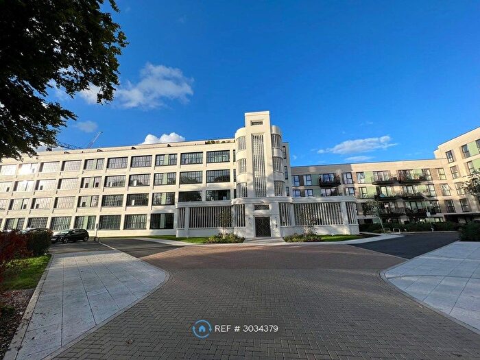 1 Bedroom Flat To Rent In Truscon House, Hayes, UB3
