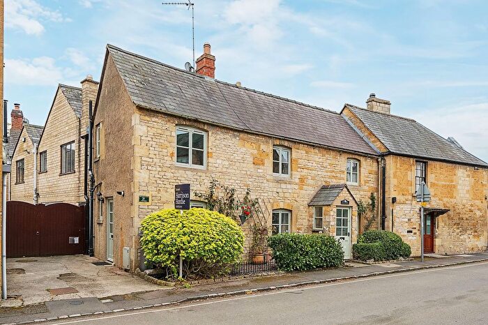 2 Bedroom Terraced House To Rent In East Street, Moreton-In-Marsh, GL56