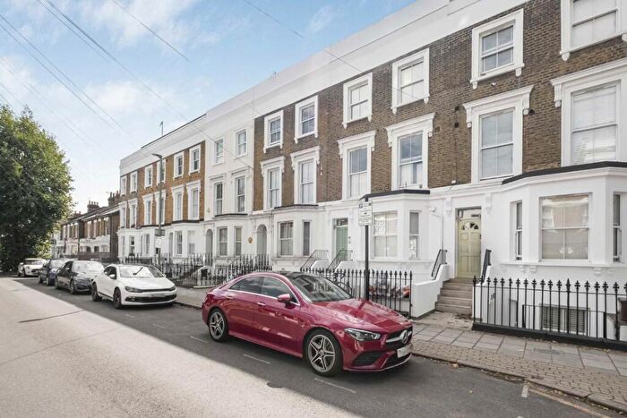 1 Bedroom Flat To Rent In Fernlea Road, Balham, SW12