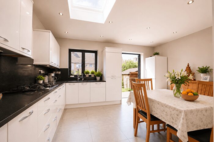 4 Bedroom Terraced House For Sale In Mount Pleasant, Wembley, Middlesex, HA0