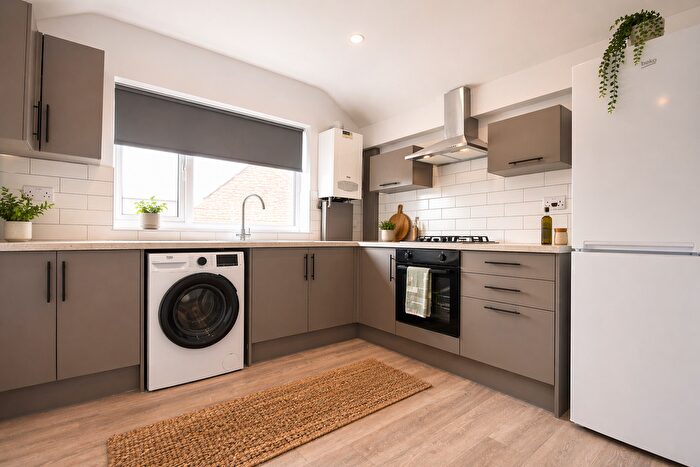 2 Bedroom Flat To Rent In Cathays Terrace, Cathays, CF24
