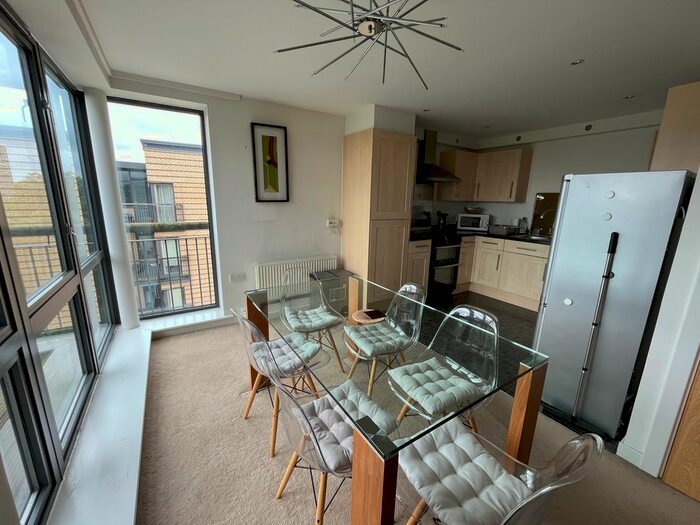 2 Bedroom Flat To Rent In Elderton House, Hicken Road, London, SW2