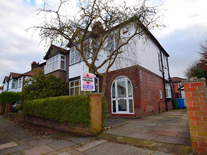 3 Bedroom Semi-Detached House To Rent In Adria Road, Didsbury, M20