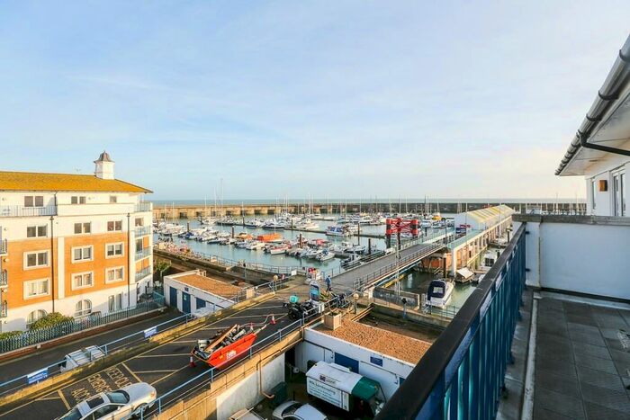 4 Bedroom Apartment To Rent In Sovereign Court, Brighton Marina, BN2