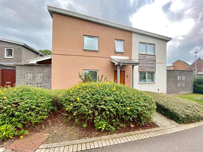 1 Bedroom Apartment To Rent In Tynemouth Pass, Staiths, Southbank, NE8