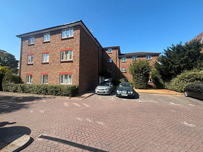 1 Bedroom Apartment To Rent In Elm Road, Sidcup, DA14