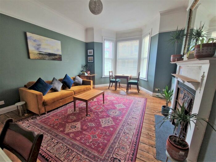 1 Bedroom Apartment To Rent In Canterbury Road, Margate, CT9