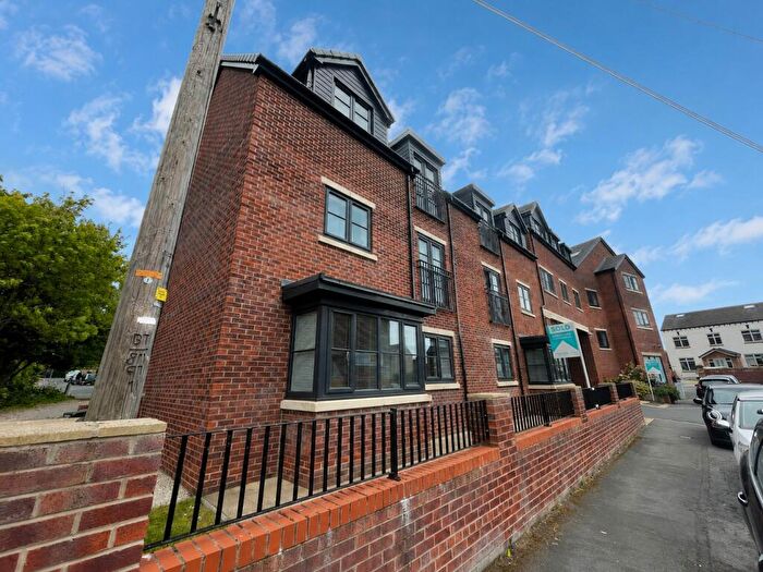 2 Bedroom Apartment For Sale In Beech Grove Avenue, Garforth, Leeds, West Yorkshire, LS25