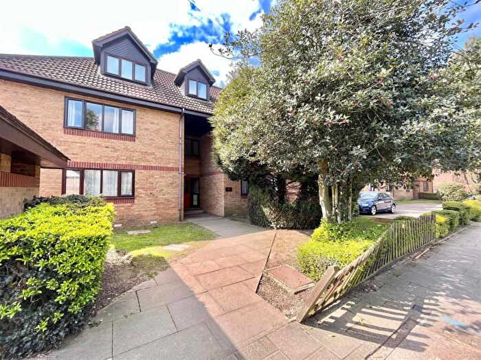 Studio To Rent In Marnham Court, Harrow Road, Wembley, HA0