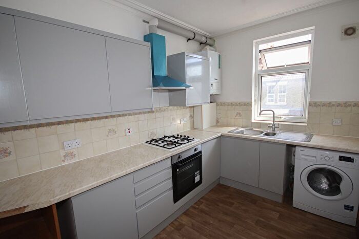 1 Bedroom Terraced House To Rent In Shakespeare Road, Gillingham, ME7