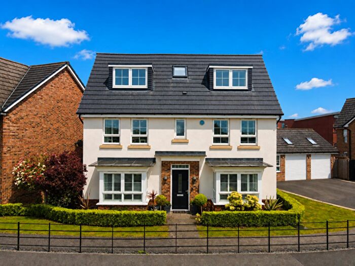 5 Bedroom Detached House For Sale In Falcon Way, East Leake, Loughborough, LE12