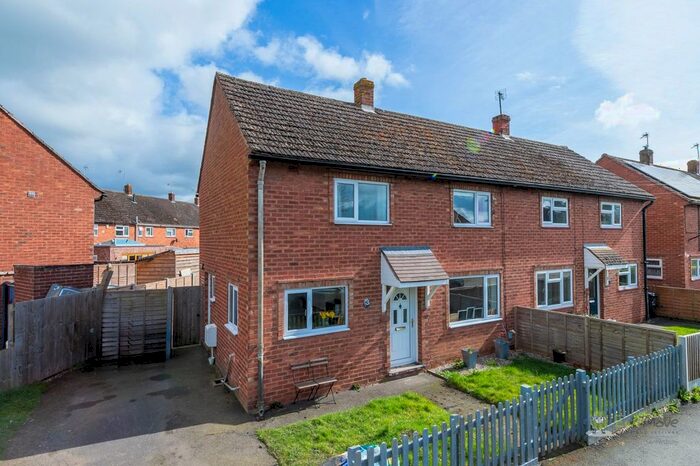3 Bedroom Semi-Detached House For Sale In Claverley Rd, Shrewsbury, SY1