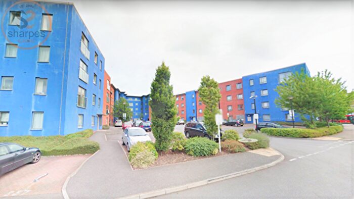 1 Bedroom Flat To Rent In Damask Court, Cleeve Way, Sutton, London, SM1