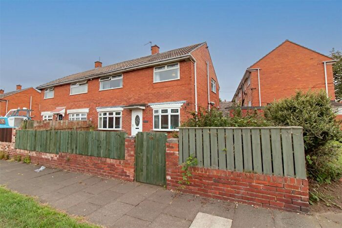 3 Bedroom Property For Sale In Brockwade, Gateshead, NE10