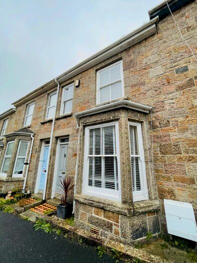 2 Bedroom Cottage To Rent In York Street, Penzance, TR18