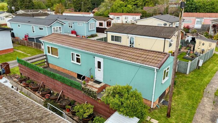 1 Bedroom Park Home For Sale In Bourne Park Residential Park, Ipswich, IP2