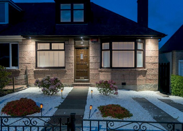 3 Bedroom Semi-Detached House For Sale In Morningside Avenue, Aberdeen, AB10