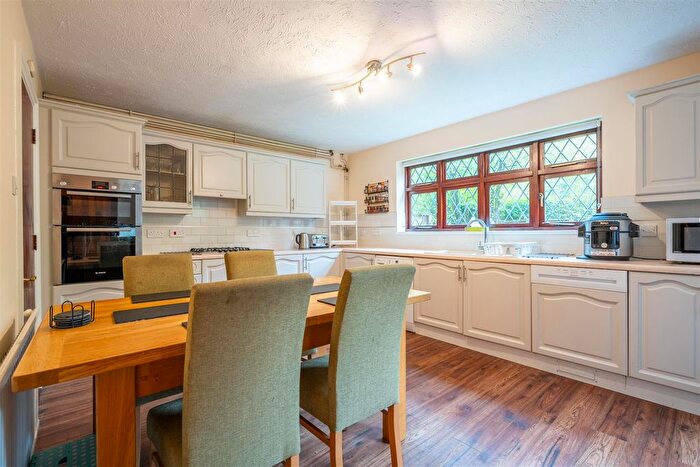 3 Bedroom End Of Terrace House For Sale In Pinehurst, Sunninghill, Ascot, SL5