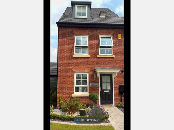 4 Bedroom Semi-Detached House To Rent In Tutbury Avenue, Derby, DE23
