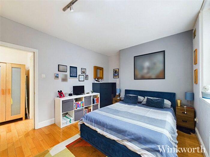 1 Bedroom Flat To Rent In Leopold Road, London, W5