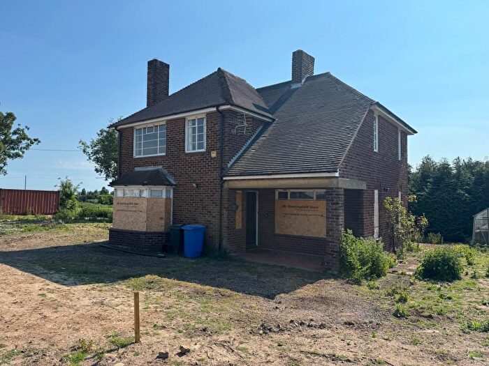 3 Bedroom Property For Sale In Wildwinds Farmhouse, London Road, Norton, Sittingbourne, Kent, ME9