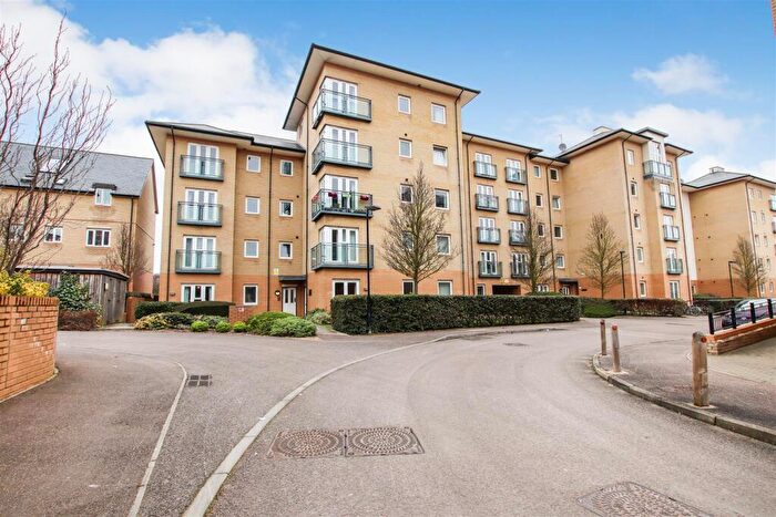 2 Bedroom Flat To Rent In Hampden Gardens, Cambridge, CB1
