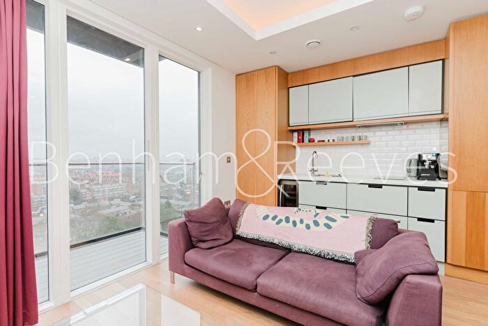 Studio To Rent In Cobblestone Square, Wapping Lane, E1W