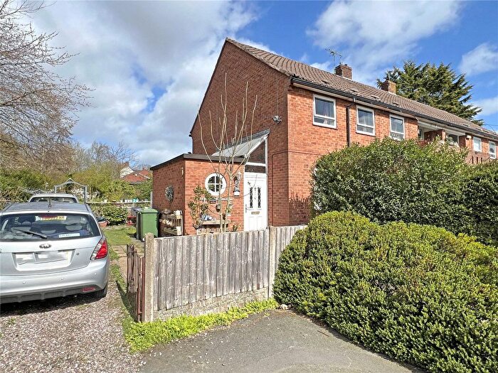 2 Bedroom Flat For Sale In Windsor Place, Dawley, Telford, Shropshire, TF4